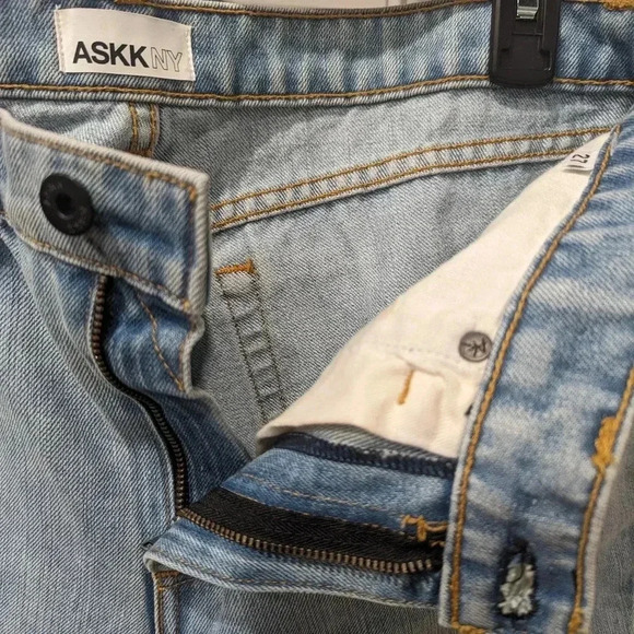 ASKK NY‎ | Distressed Light Wash Carrot Jeans | 100% Cotton - Size 27 - Picture 9 of 11